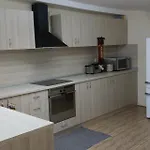 за гости върбани