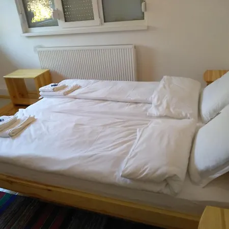 за гости върбани 3*